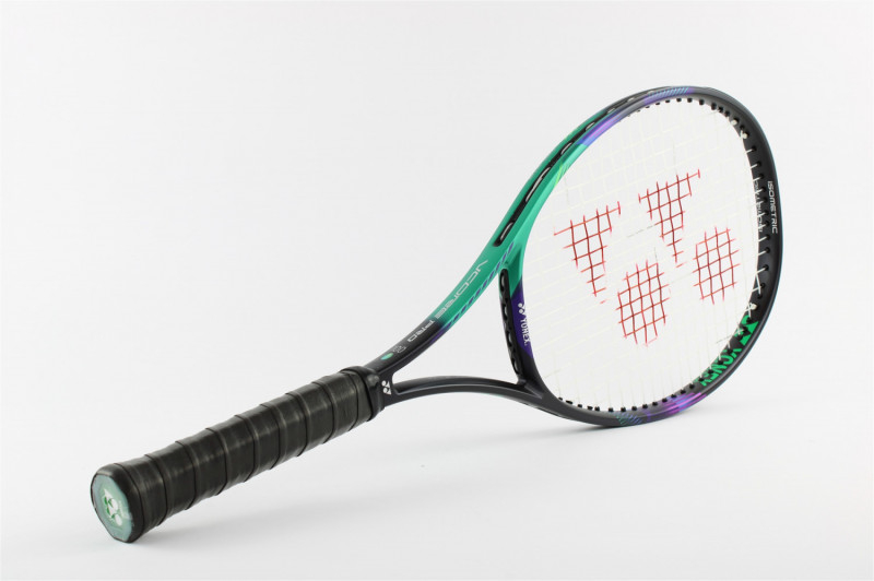 YONEX VCORE PRO 100テニス