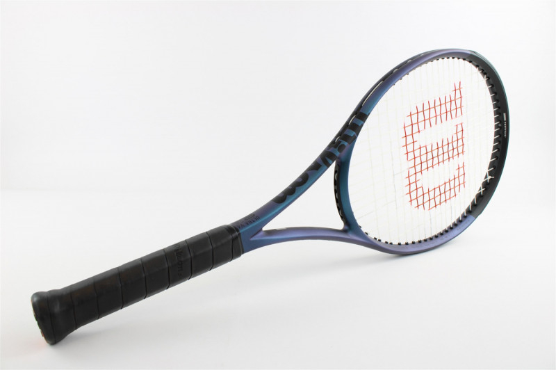 Wilson Ultra 100 UL V4.0 £162.00 | Tennis Rackets