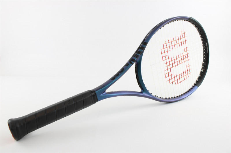Wilson Ultra 100 V4.0 £207.00 | Tennis Rackets